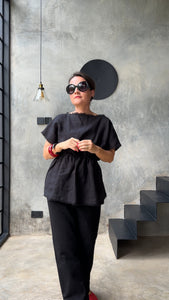 Freya Top Black Organic Linen