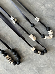 STONE & HORN NECKLACE